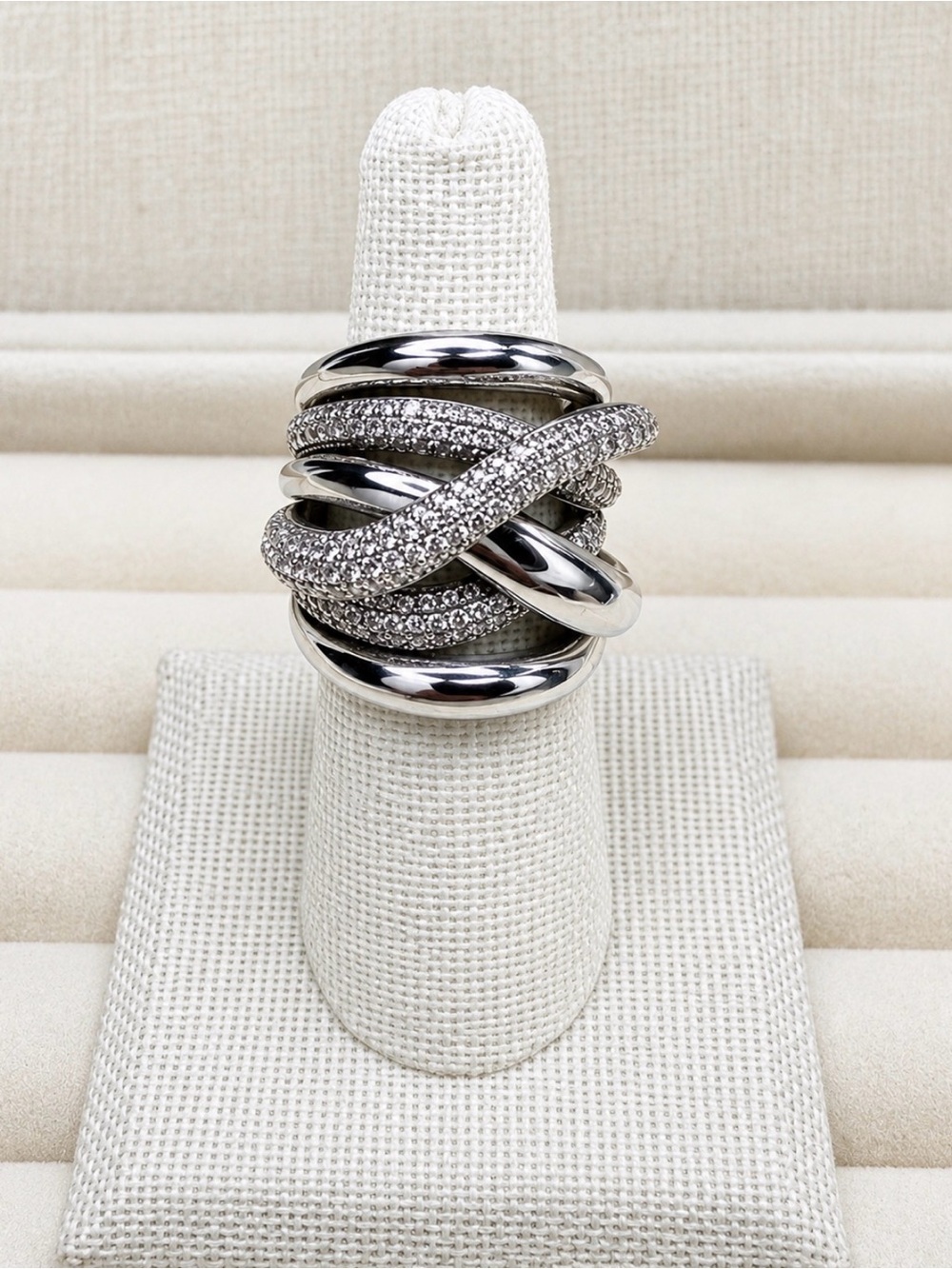 Sterling Silver roped up ring size 7